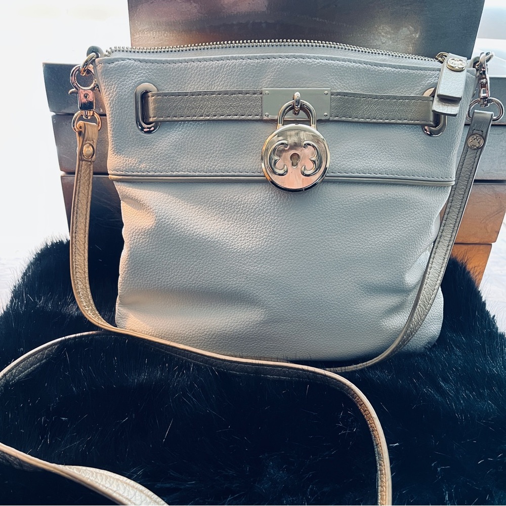 Emma Fox Shoulder Bag